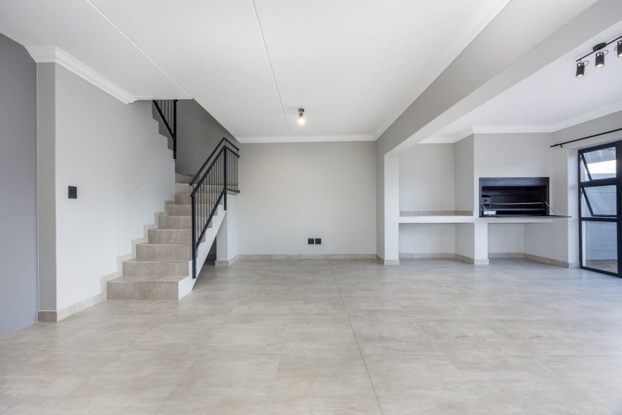 3 Bedroom Property for Sale in Brackenfell South Western Cape